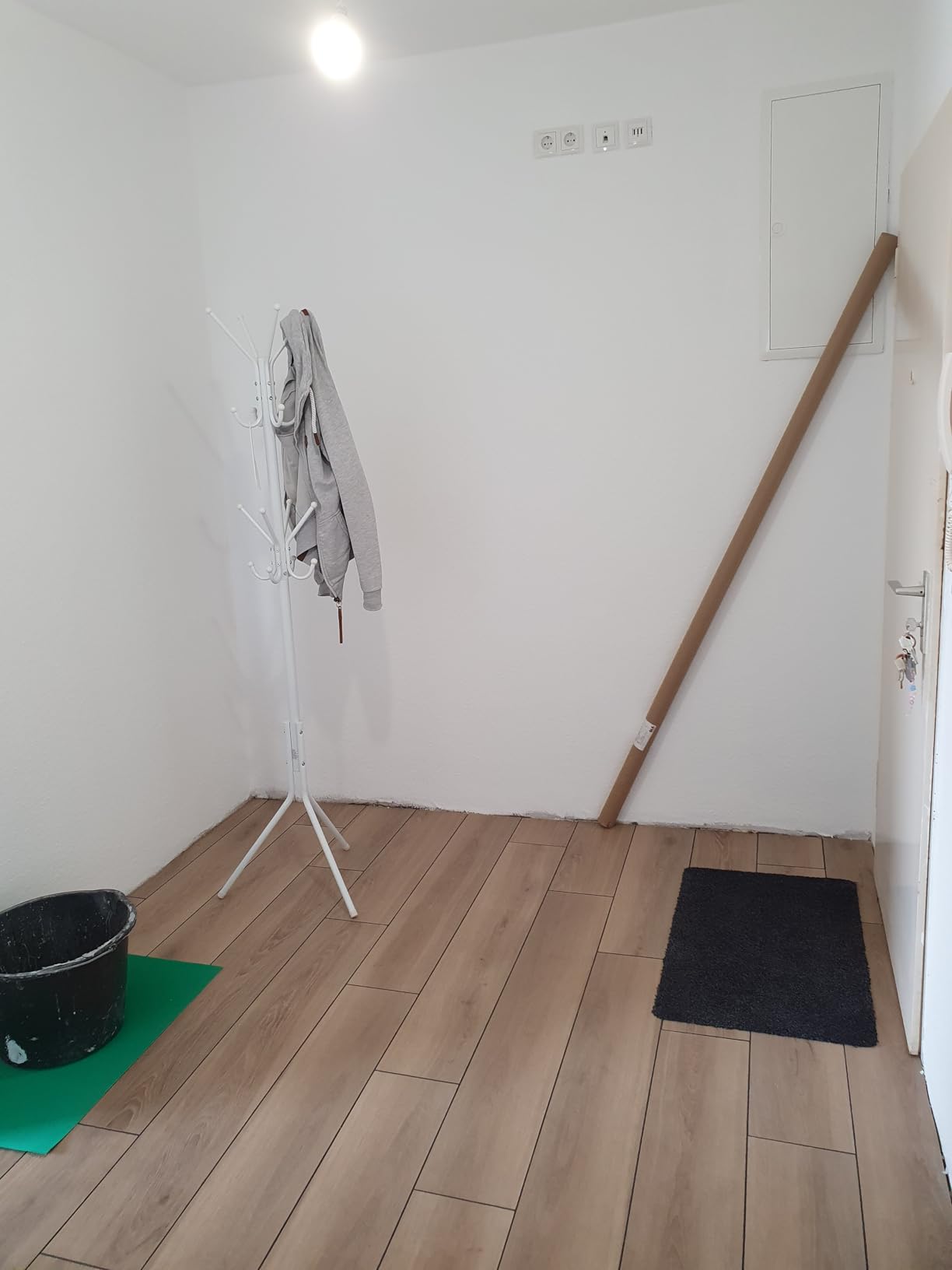 Platzwunder im Flur