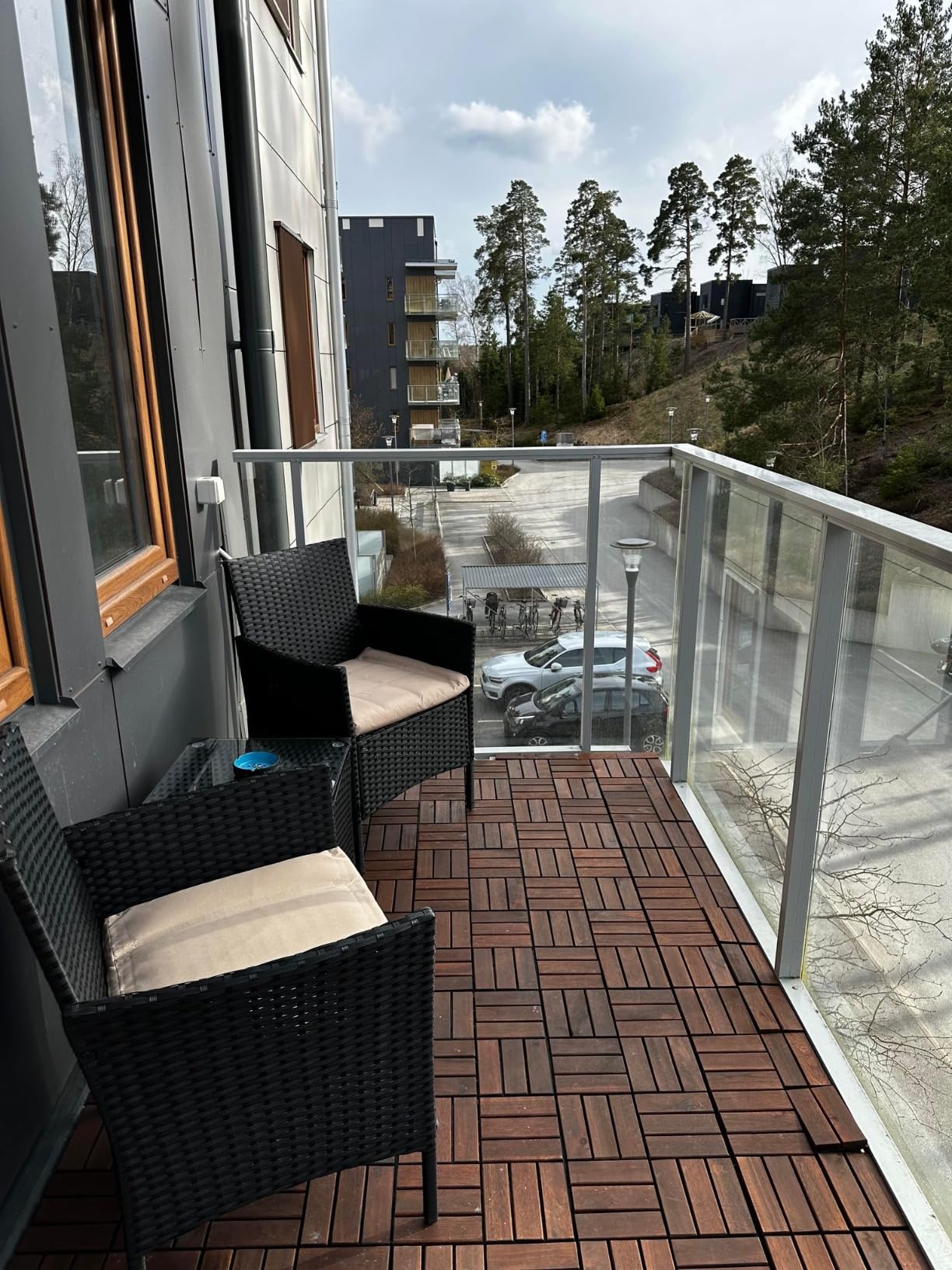 Gemütliche Ecke auf kleinem Balkon