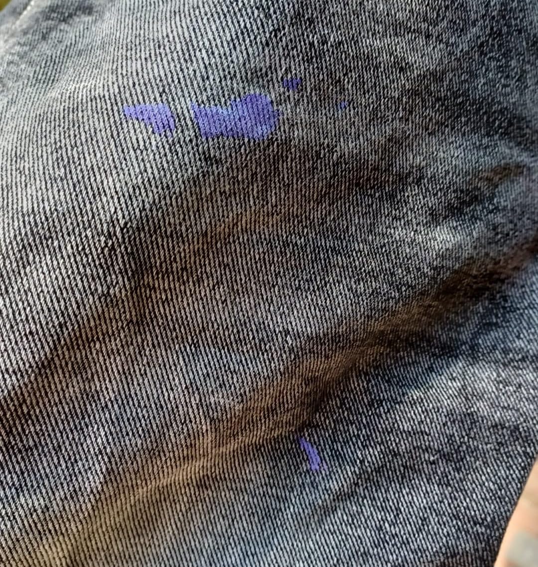 Farbe aus Hose gerettet