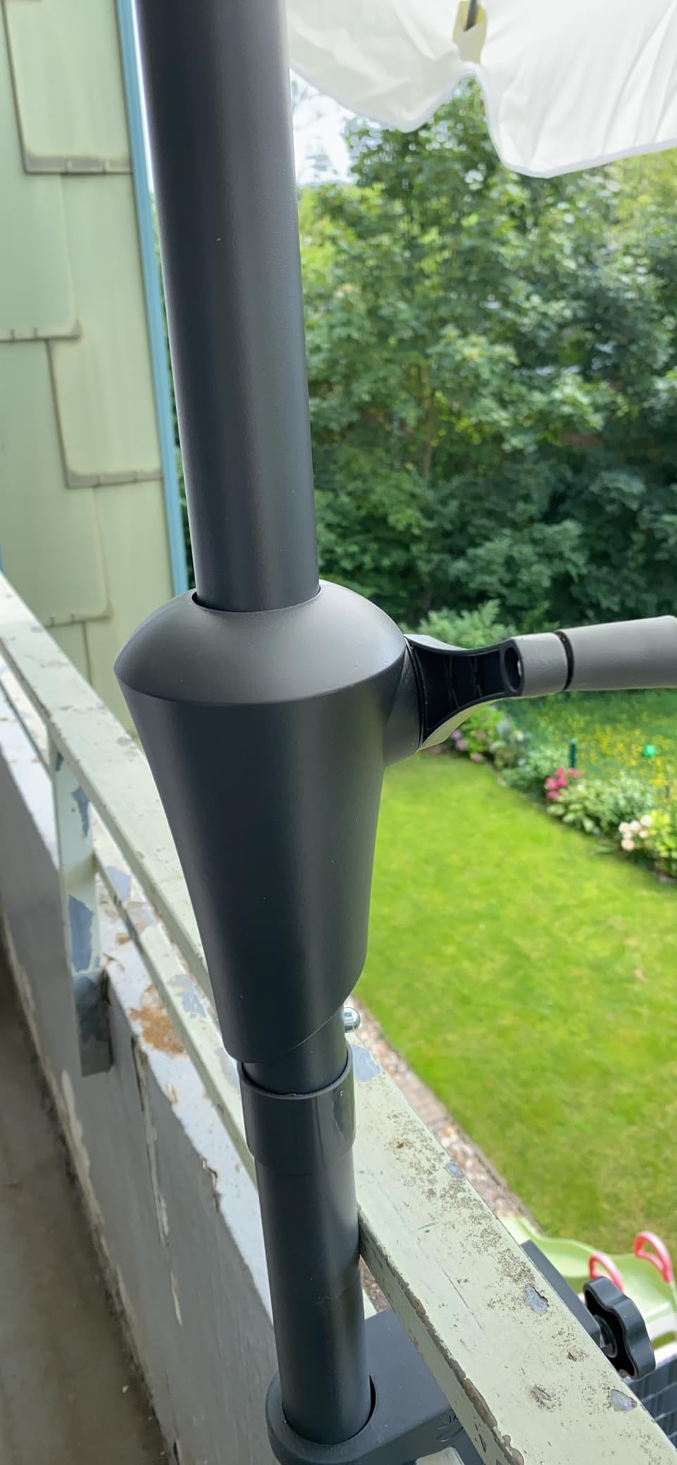 Riesiger Schatten für den Balkon