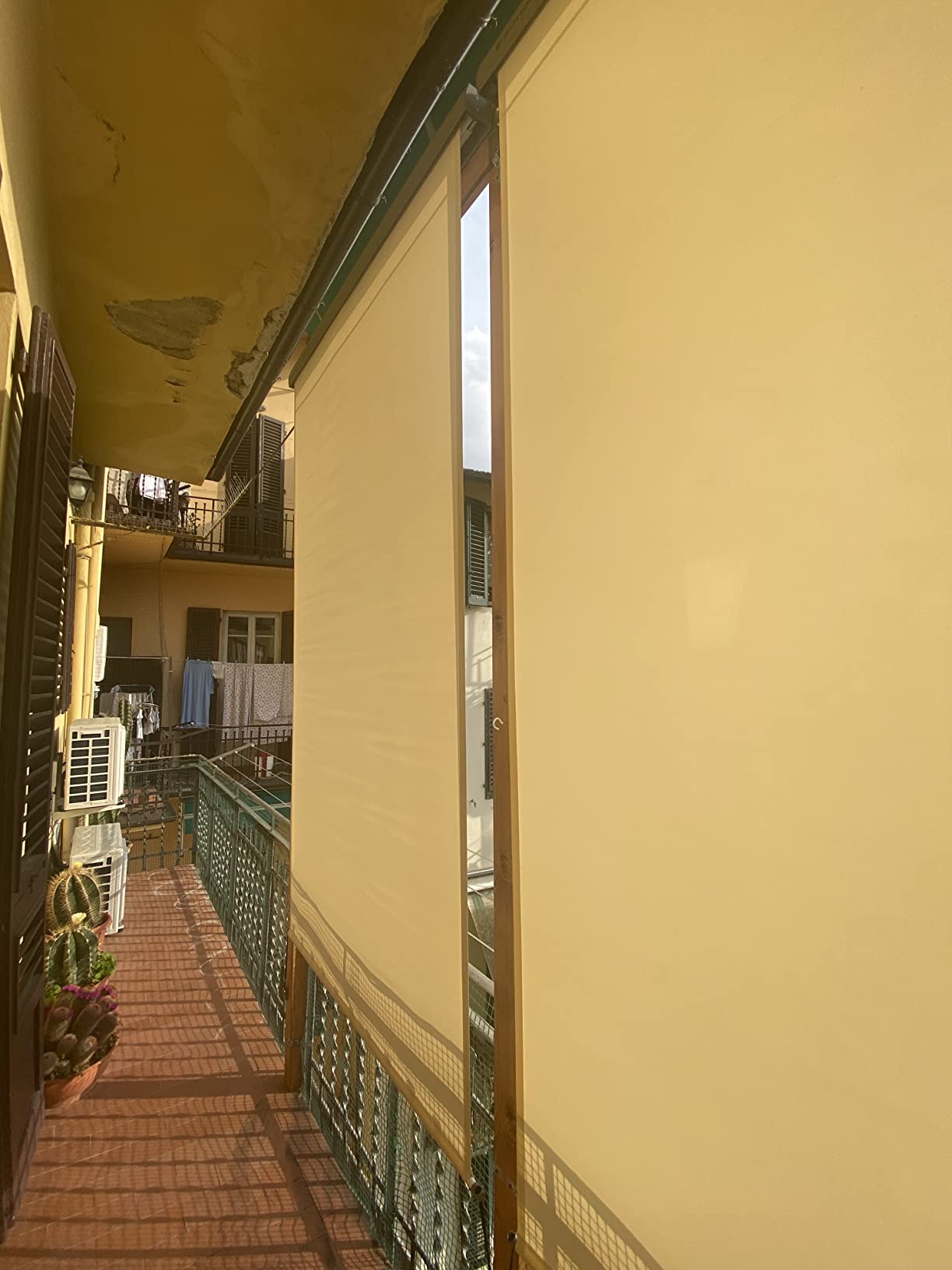 Endlich Schatten am Südbalkon