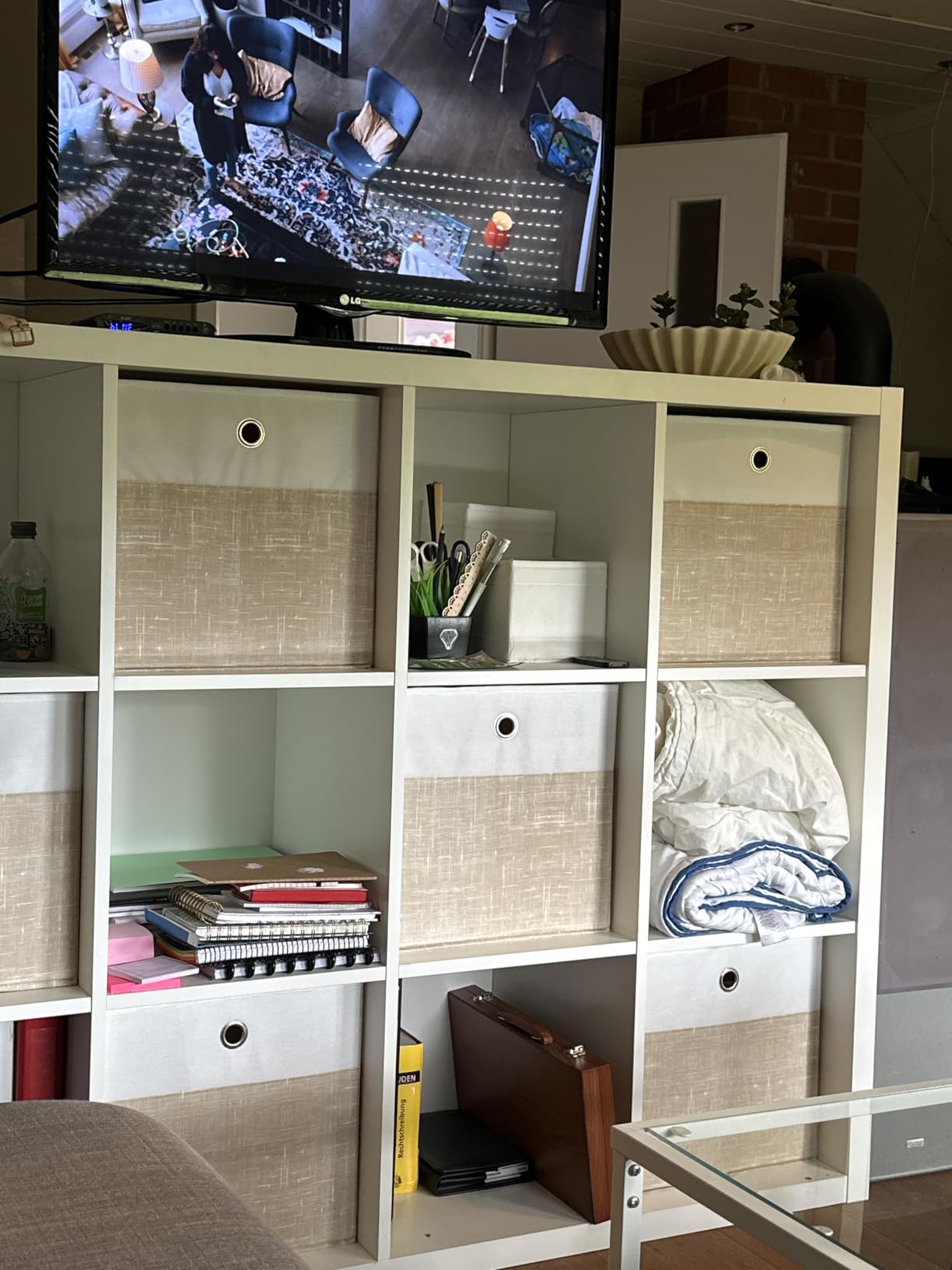 Endlich Ordnung im Schlafzimmer
