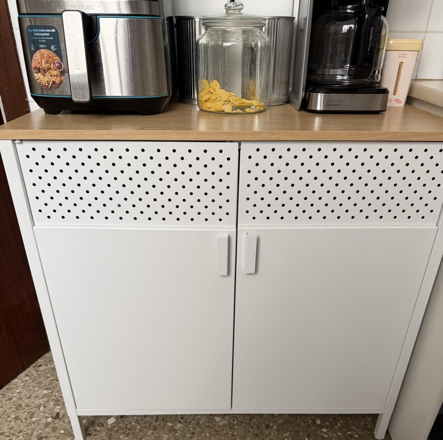 Guter Schrank fürs Büro