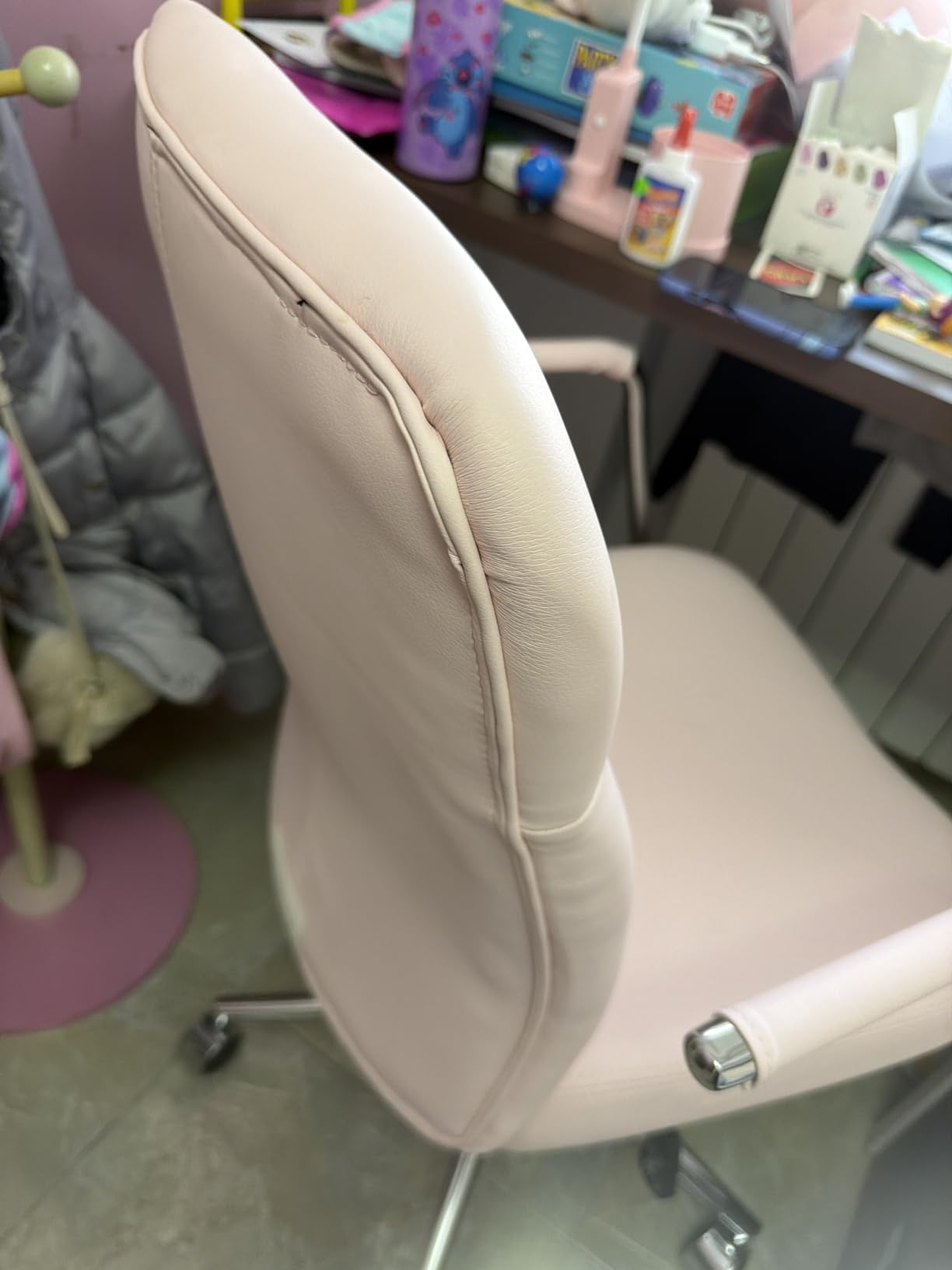 Farbe top, Sitzgefühl mittel