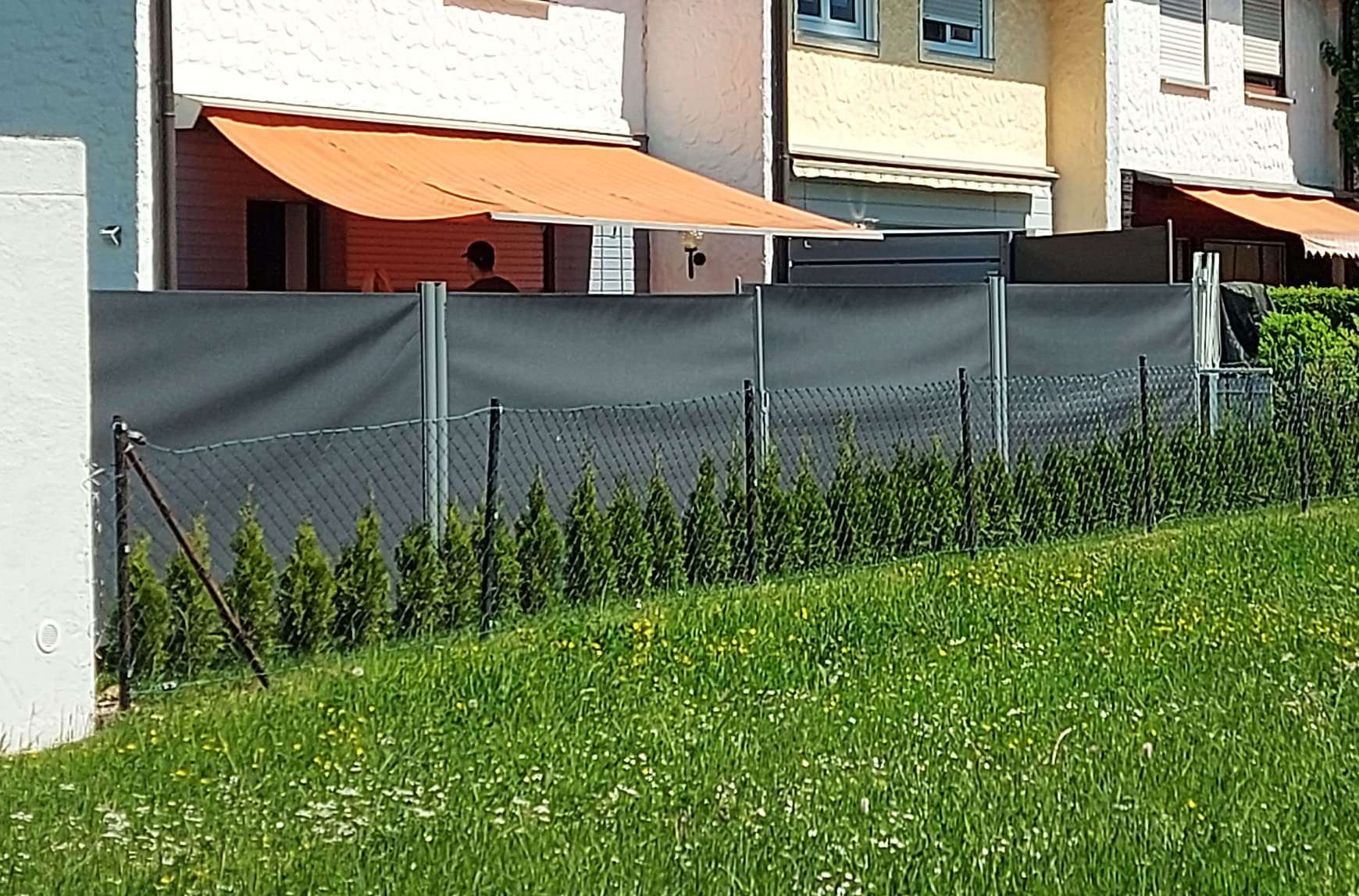 Endlich ungestört auf dem Balkon