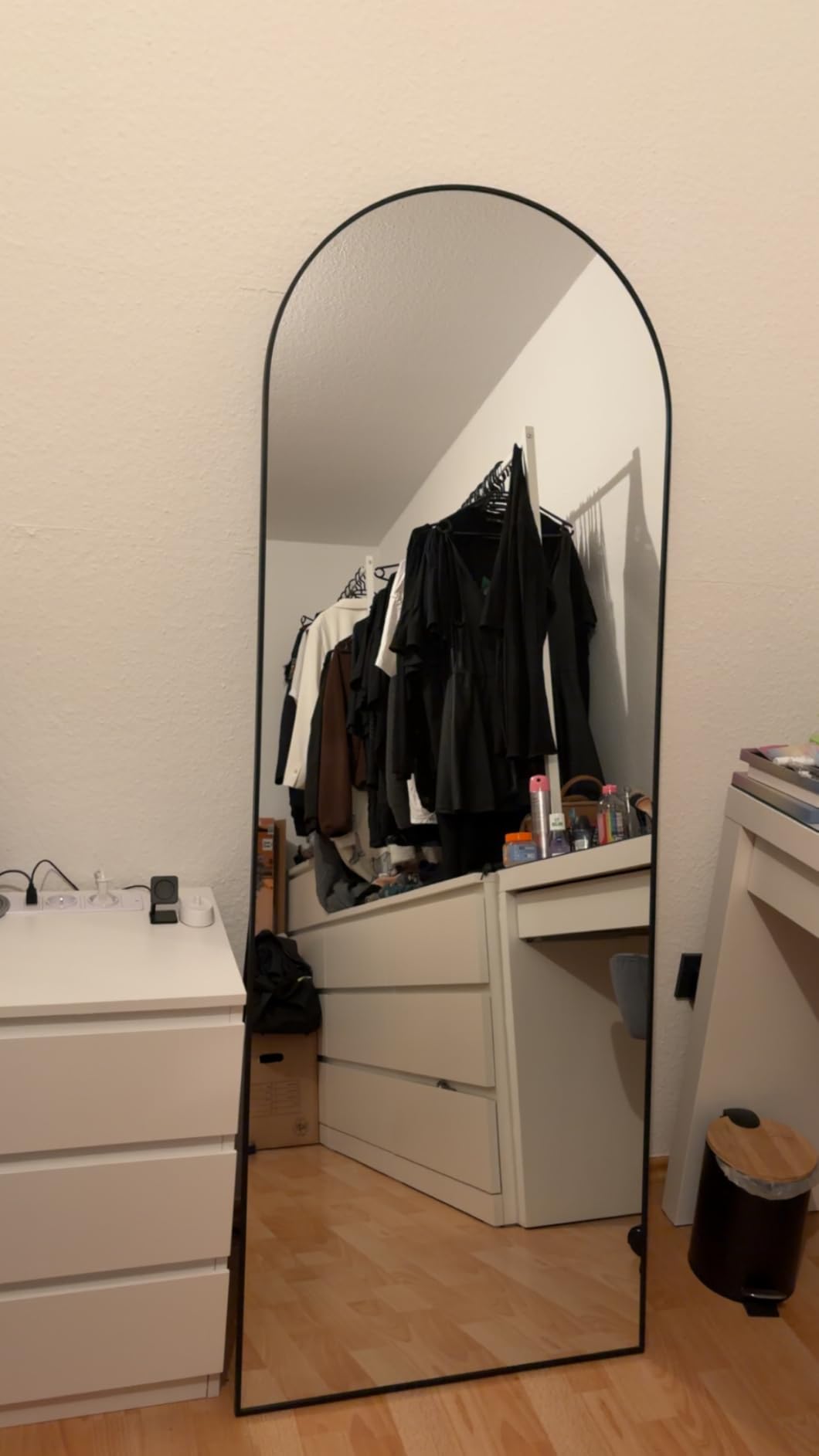 Schön, aber eine Ecke beschädigt